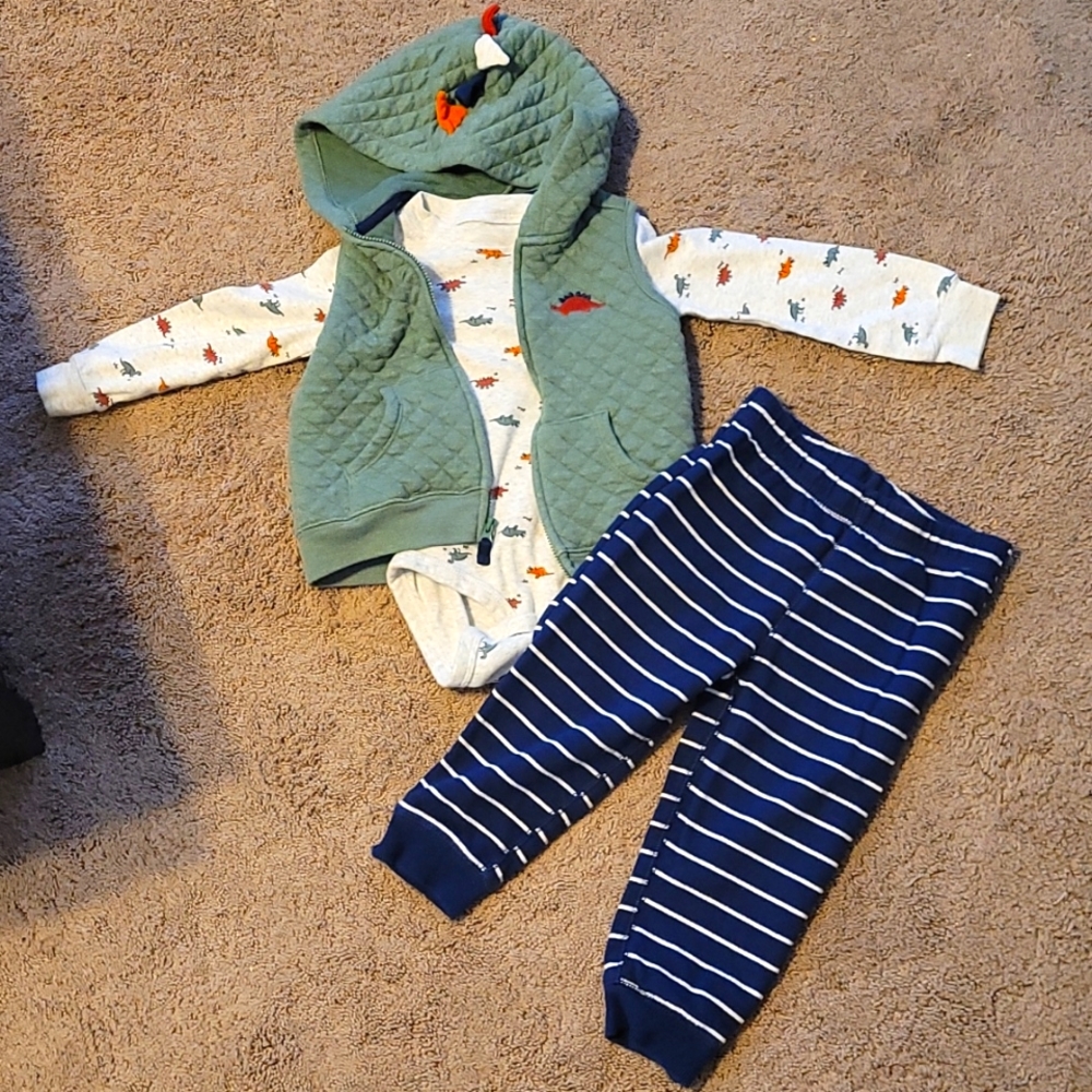 Carter's matching dinosaur set size 24 months